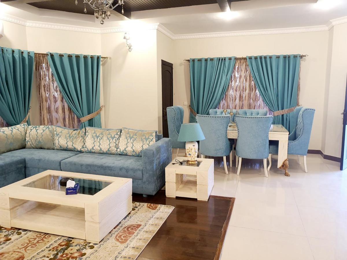 Royal Villa F-10/2 Islamabad Exterior photo