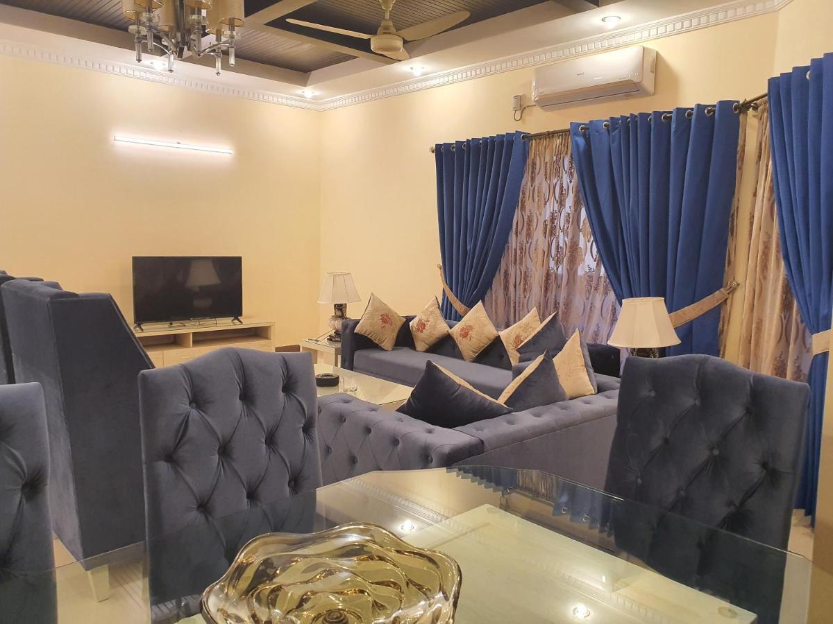 Royal Villa F-10/2 Islamabad Exterior photo
